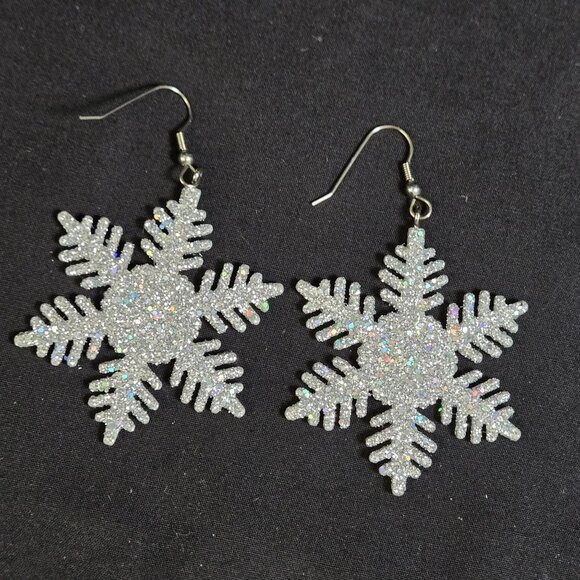 Glitter Snowflake Earrings Sparkling Plastic Holiday Jewelry Dangle Hooks 2" Dia - Picture 1 of 7